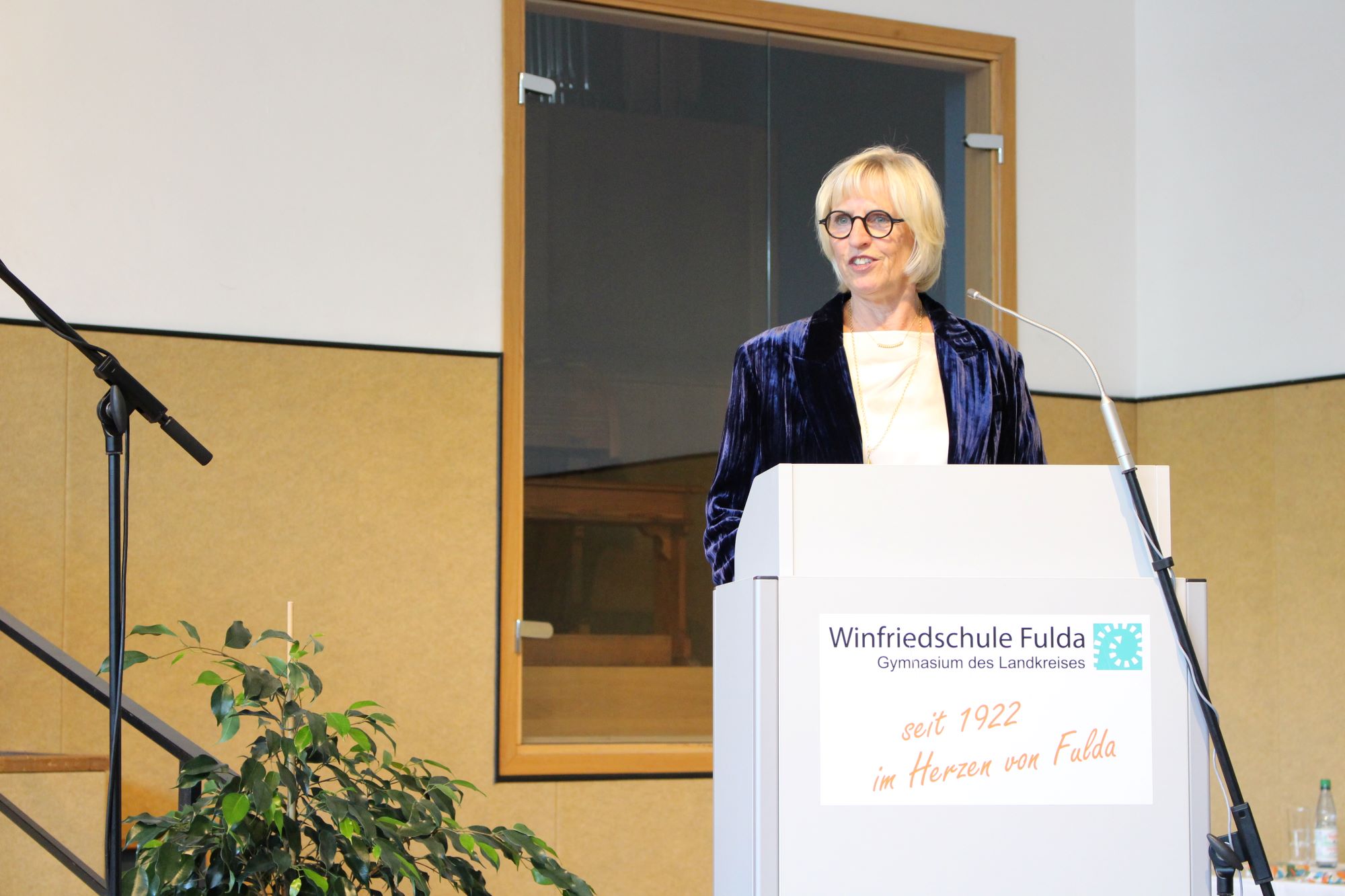 Abiturentlassungsfeier Winfriedschule 2023 Winfriedschule Fulda